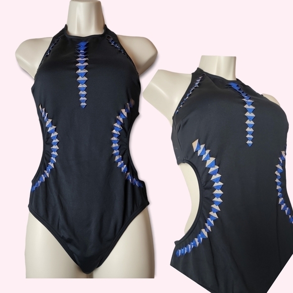 New𝅺 Kenneth Cole Black Cutout Mesh Detail Full Coverage One Piece Swimsuit  S - Picture 1 of 10